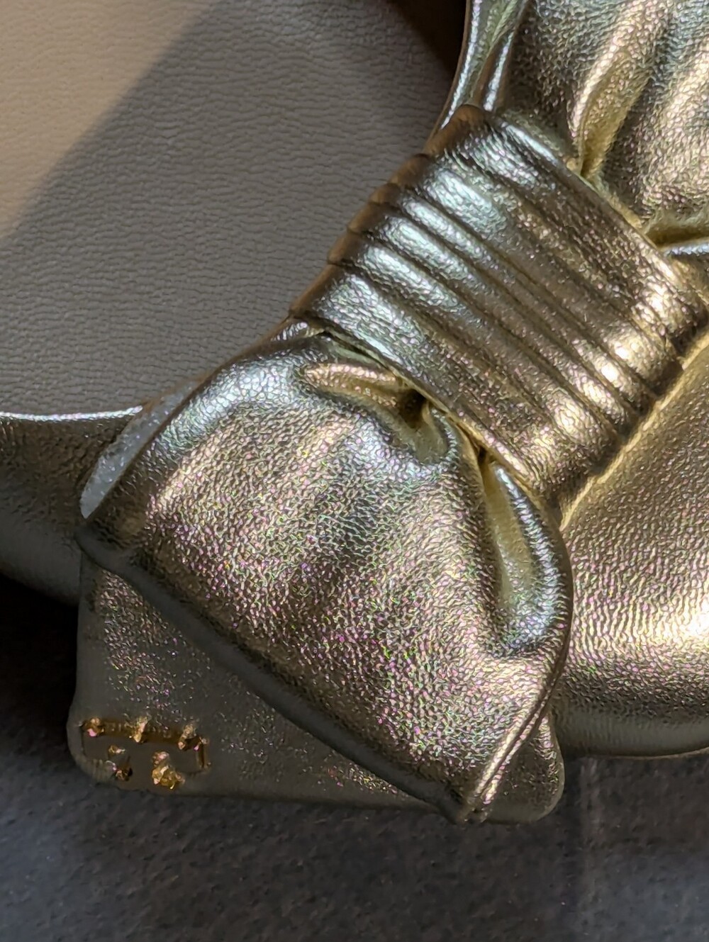 Tory Burch Gold Metallic Devine Bow Ballet Flats Size 7.5/8 - Picture 11 of 11